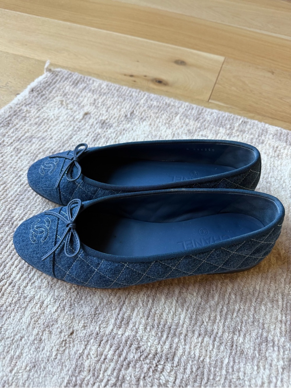 CHANEL Denim Quilted Navy Ballet Flats with Bow-size 40